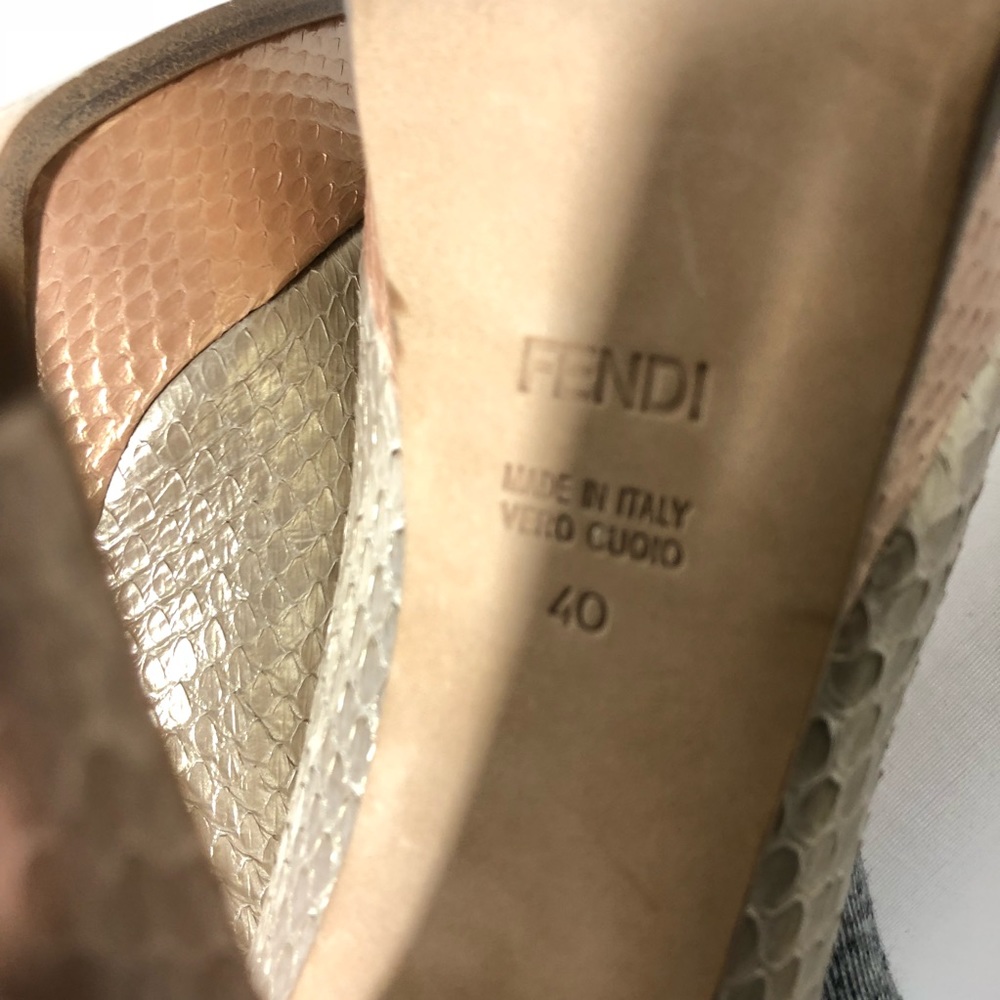 ❌SOLD❌ Fendi Fendista Watersnake Metallic Pumps - Picture 8 of 8